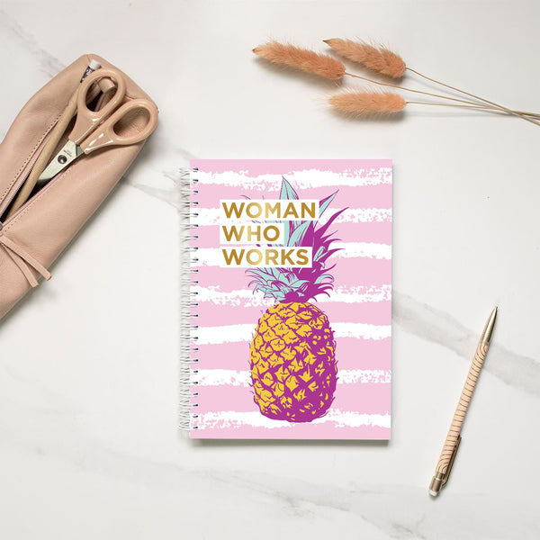Woman Who Works - Ananas