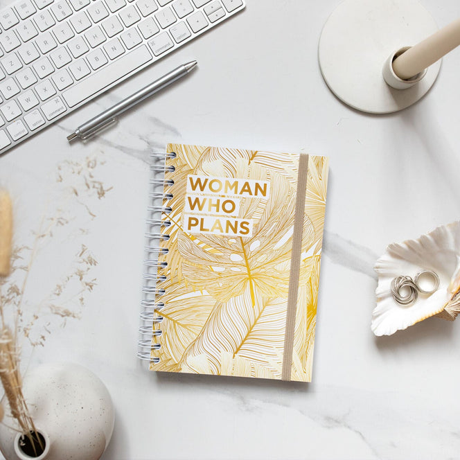 Woman Who Plans - Feuilles