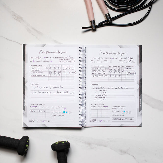 Woman Who Lifts - Marbre Gold